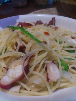 タコのスパゲッティ
