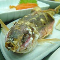 グルクンの唐揚げ