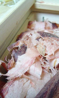 鰹節削器とかつお節