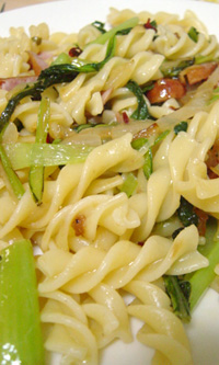 大根の葉パスタ