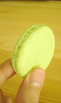 緑色のマカロン