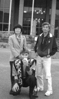 美らさ２周年公演での記念撮影