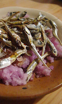 はつか大根おろしと煮干し