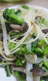 菜の花としめじのパスタ