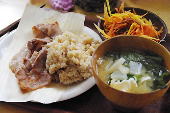 豚バラ肉の塩焼き定食